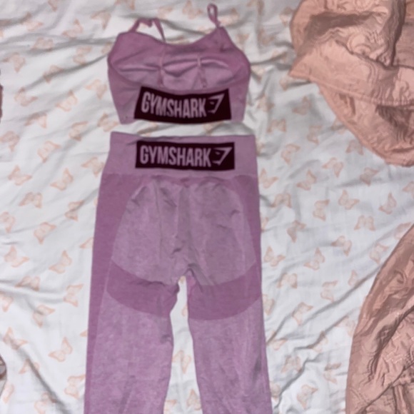Gymshark Set - Picture 1 of 2
